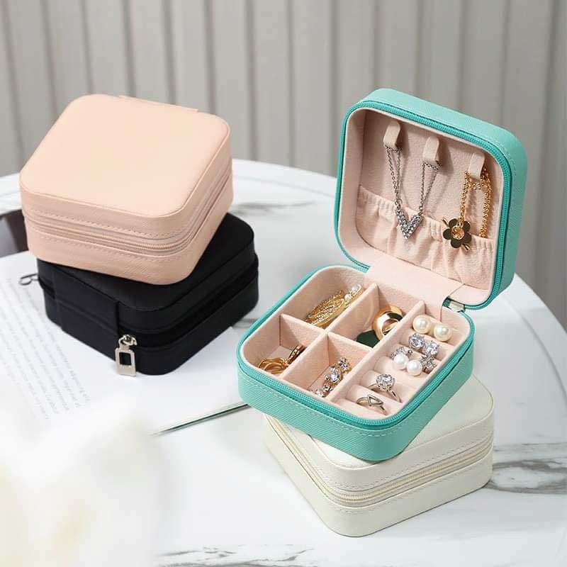 Multi Compartment Plush Jewelry Organizer